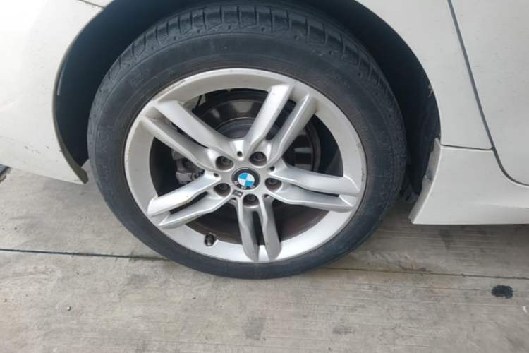 Used BMW 1 Series 2021 Revised 120i M Sport Night Edition Exterior 5