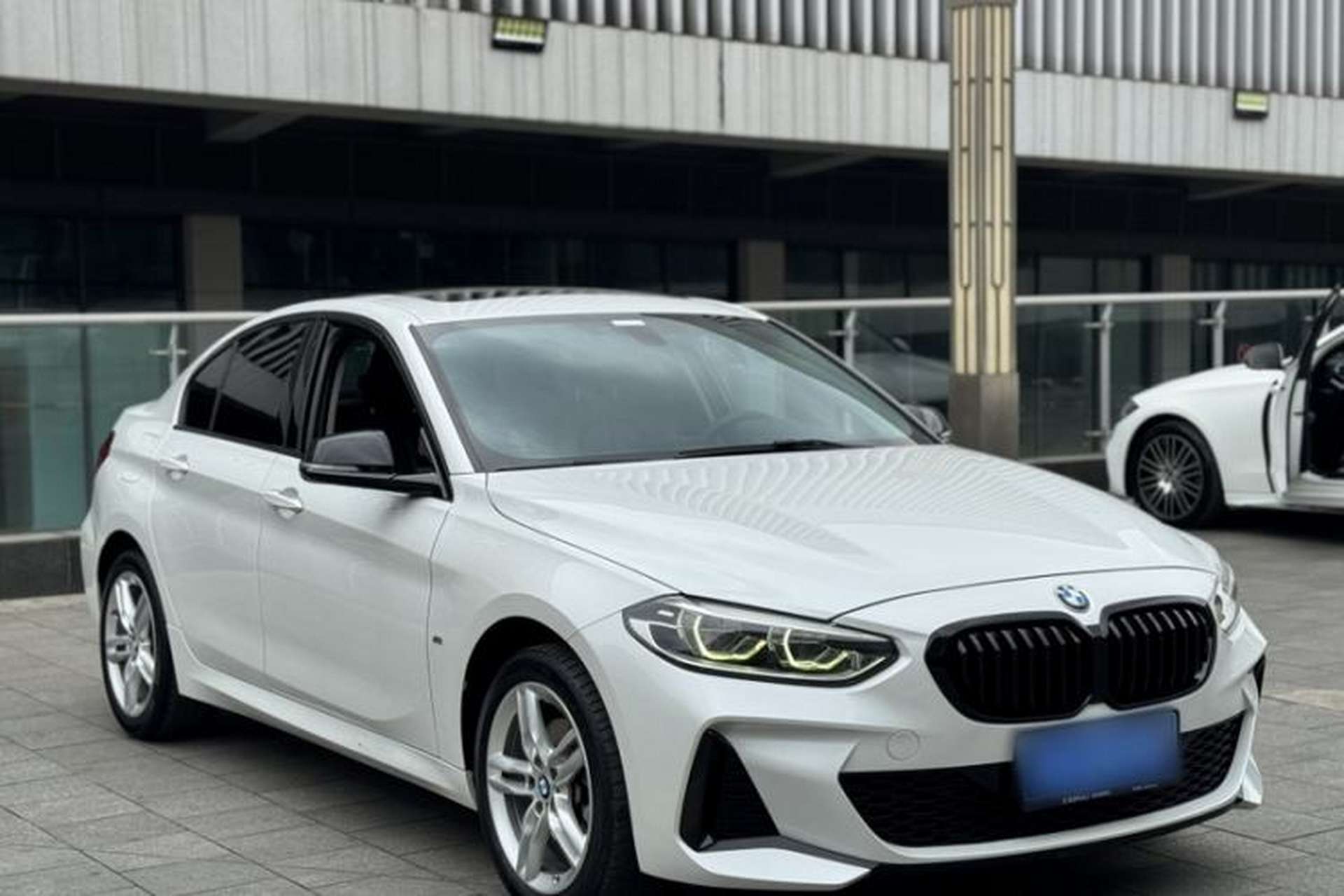 Used BMW 1 Series 2021 120i M Sport Night Edition Exterior 5