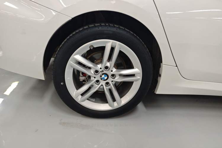 Used BMW 1 Series 2021 120i M Sport Night Edition Exterior 5