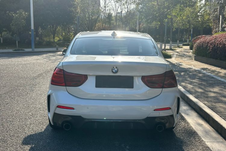 Used BMW 1 Series 2021 120i M Sport Night Edition Exterior 5