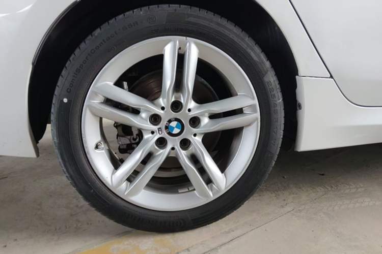 Used BMW 1 Series 2021 Revised 120i M Sport Night Edition Exterior 5