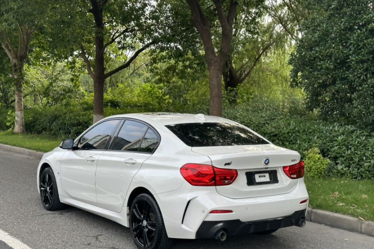 Used BMW 1 Series 2021 125i M Sport Night Edition Exterior 6