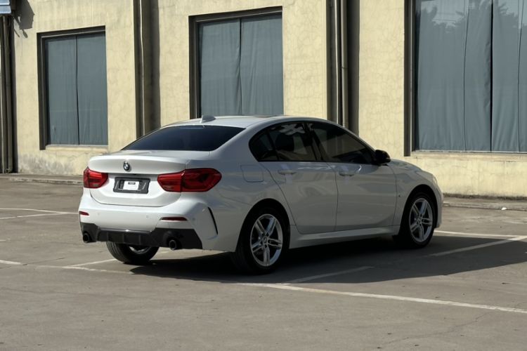 Used BMW 1 Series 2021 120i M Sport Night Edition Exterior 6