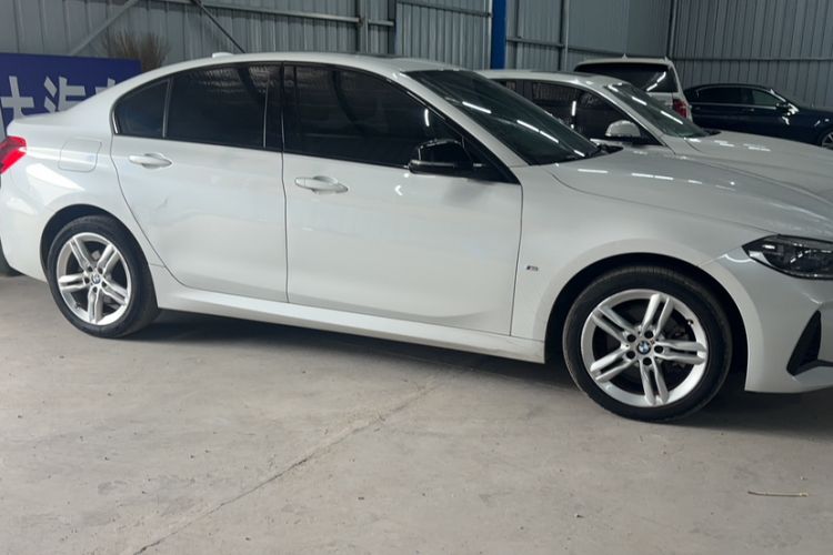 Used BMW 1 Series 2021 Revised 120i M Sport Night Edition Exterior 7