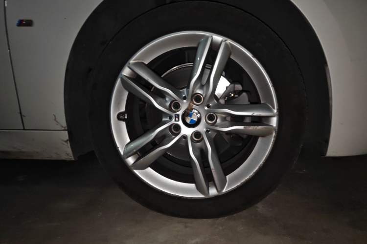 Used BMW 1 Series 2021 Revised 120i M Sport Night Edition Exterior 7