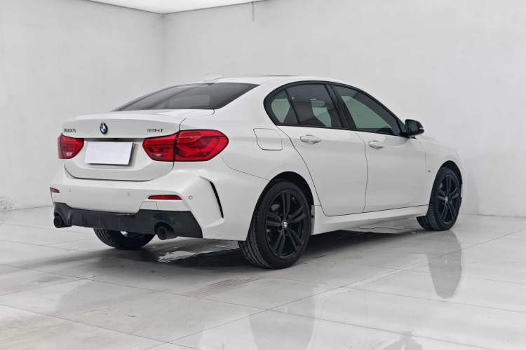 Used BMW 1 Series 2021 125i M Sport Night Edition Exterior 7
