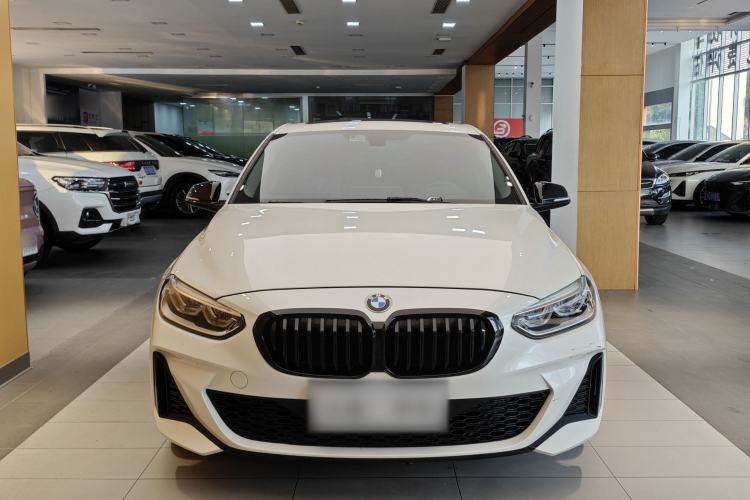Used BMW 1 Series 2021 Revised 120i M Sport Night Edition Exterior 8
