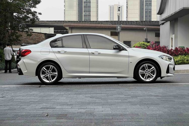 Used BMW 1 Series 2021 Revised 120i M Sport Night Edition Exterior 8