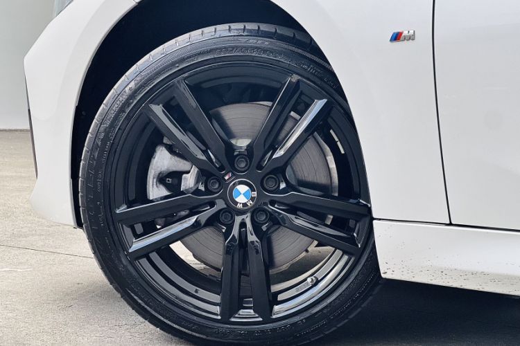 Used BMW 1 Series 2021 125i M Sport Night Edition Exterior 8