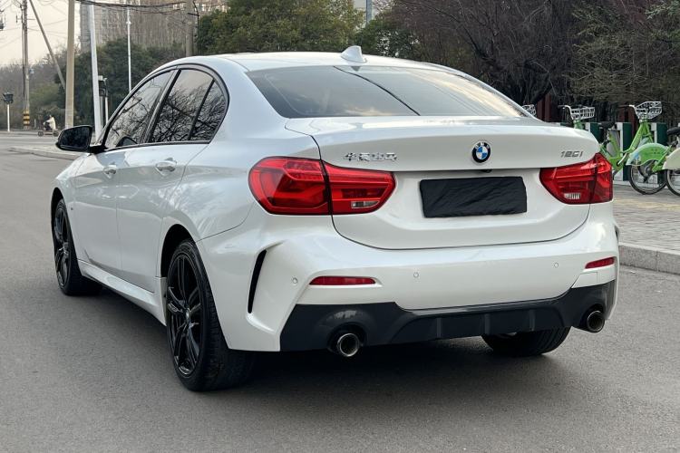 Used BMW 1 Series 2021 125i M Sport Night Edition Exterior 8