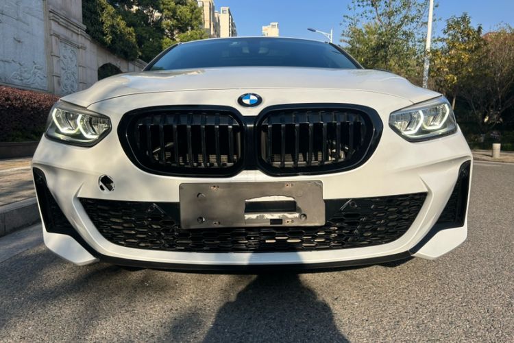Used BMW 1 Series 2021 120i M Sport Night Edition Exterior 8