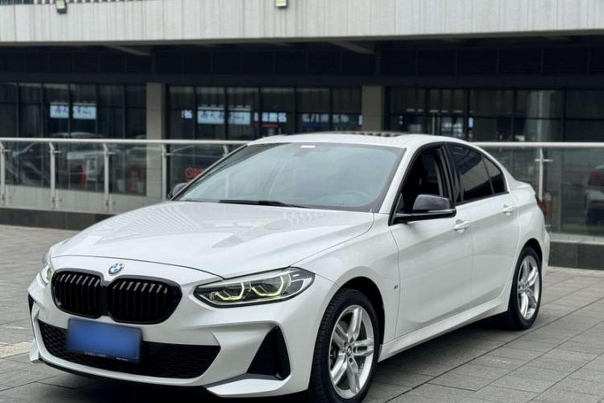 Used BMW 1 Series 2021 120i M Sport Night Edition Exterior 9