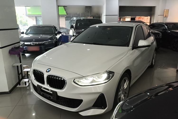BMW 1 Series 2021 Revised 120i M Sport Edition usata Guazi used car, China used car export, Used car for sale, Used cars, Cheapest cars for sale