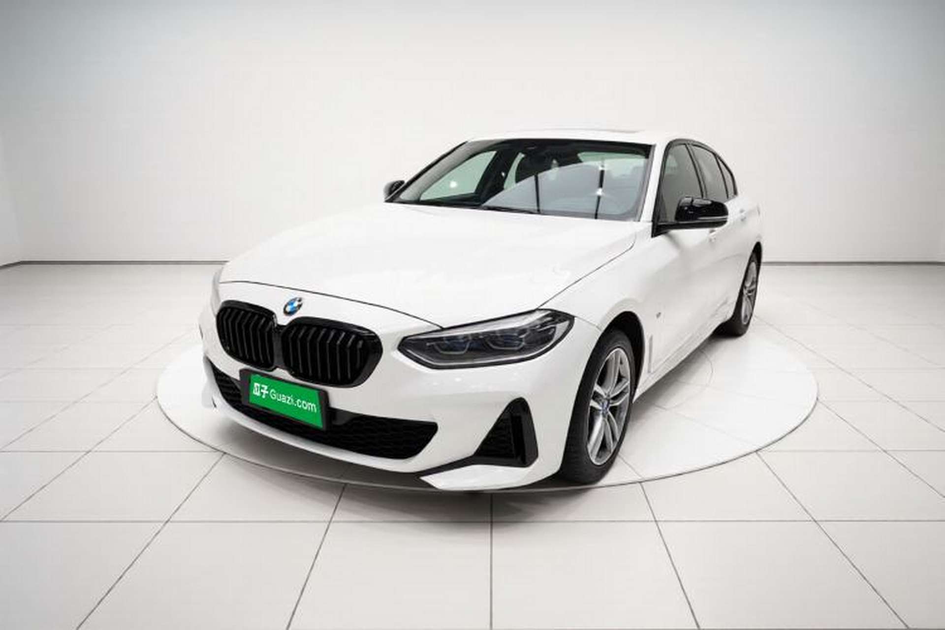 Used BMW 1 Series 2021 Revised 120i M Sport Night Edition Front Left 45 Deg