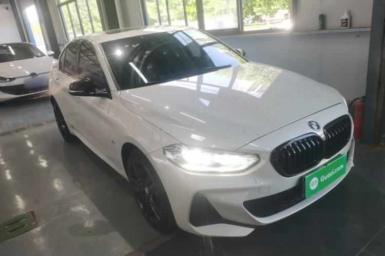 Used BMW 1 Series 2021 Restyled 125i M Sport Night Edition Front Right 45 Deg