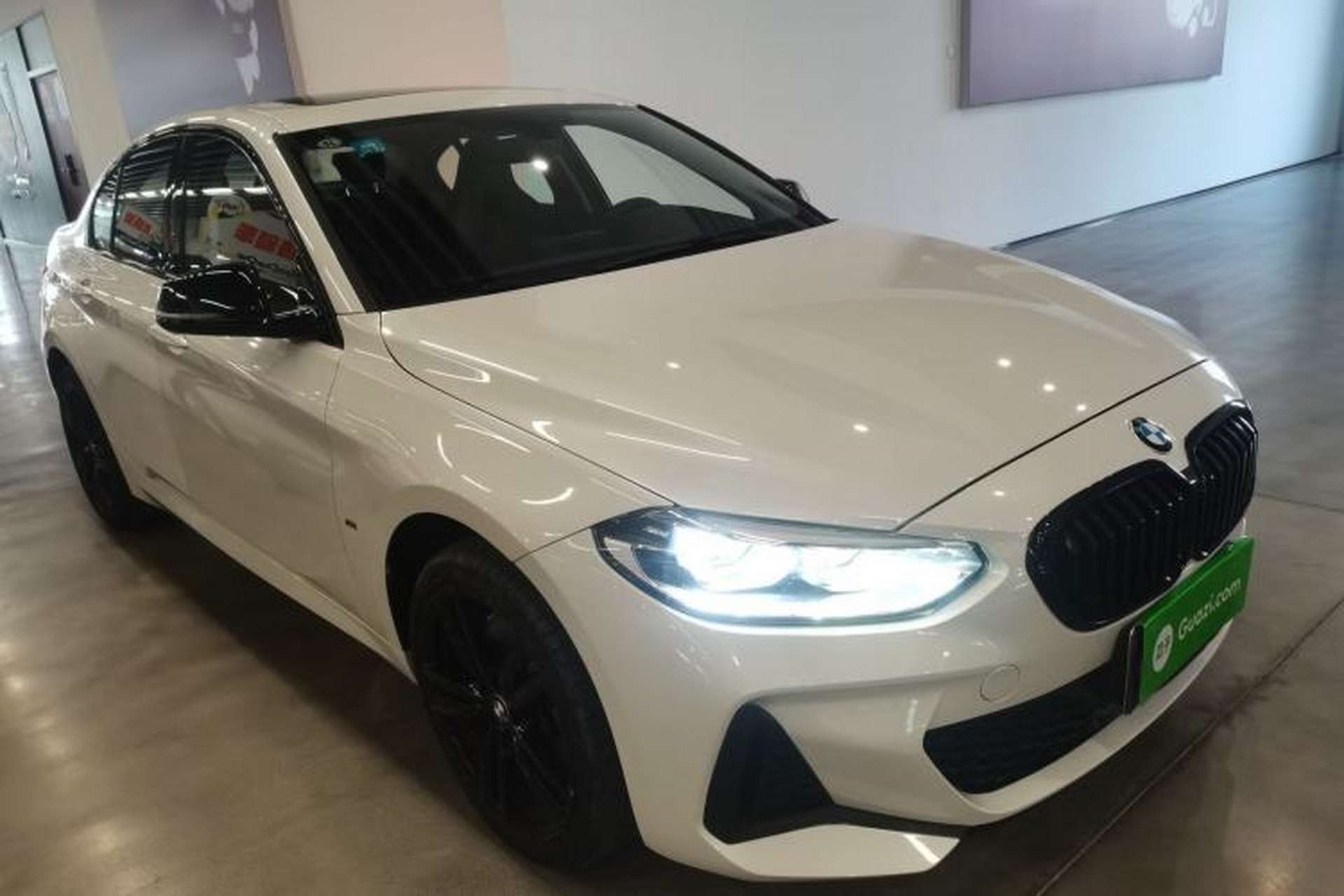Used BMW 1 Series 2021 125i M Sport Night Edition Front Right 45 Deg