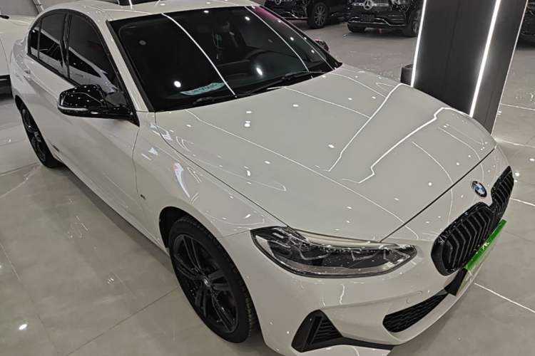 Used BMW 1 Series 2021 Restyled 125i M Sport Night Edition Front Right 45 Deg