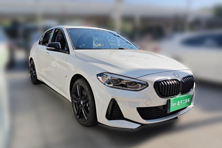 Used BMW 1 Series 2021 125i M Sport Night Edition Front Right 45 Deg