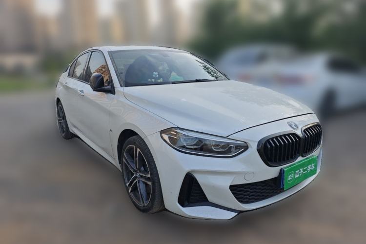 Used BMW 1 Series 2021 125i M Sport Night Edition Front Right 45 Deg