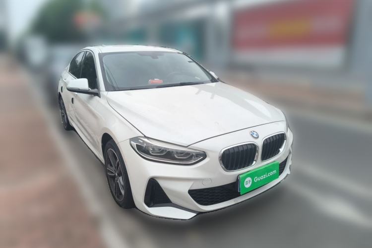 Used BMW 1 Series 2021 120i M Sport Edition Front Right 45 Deg