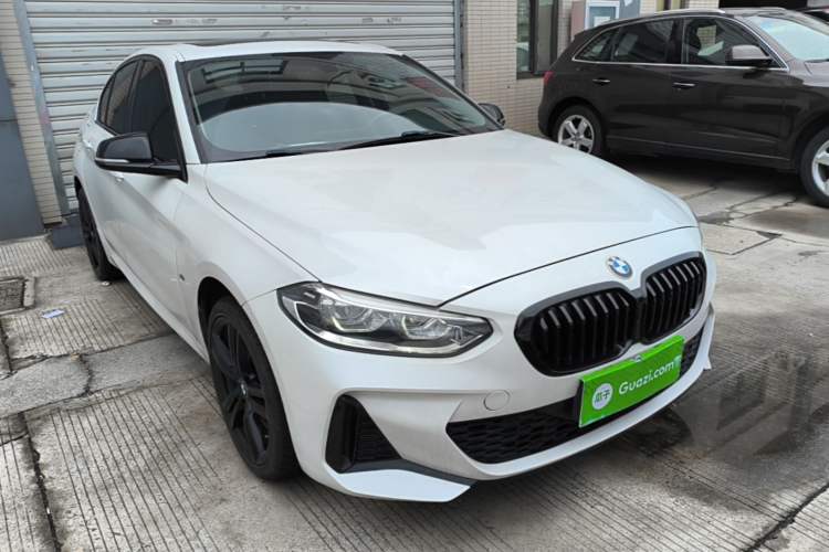 Used BMW 1 Series 2021 125i M Sport Night Edition Front Right 45 Deg