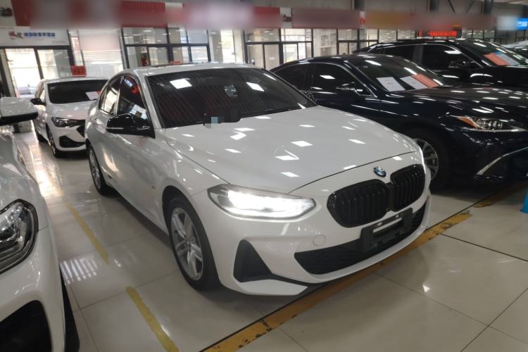 Used BMW 1 Series 2021 Revised 120i M Sport Night Edition Front Right 45 Deg