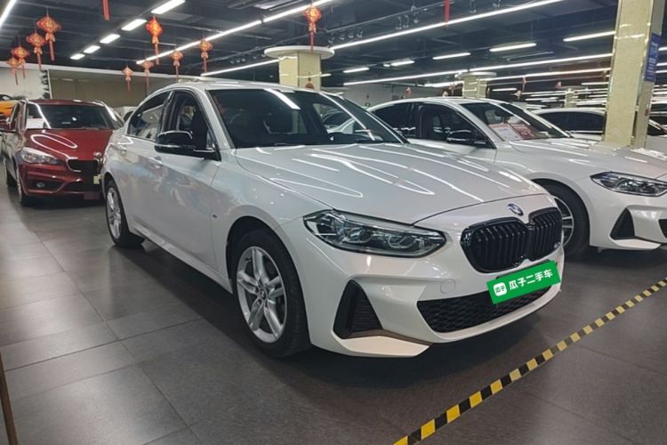 Used BMW 1 Series 2021 Revised 120i M Sport Night Edition Front Right 45 Deg