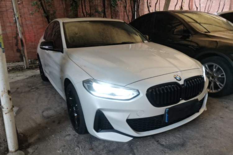 Used BMW 1 Series 2021 Restyled 125i M Sport Night Edition Front Right 45 Deg