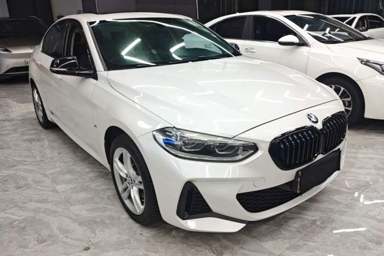 Used BMW 1 Series 2021 120i M Sport Night Edition Front Right 45 Deg