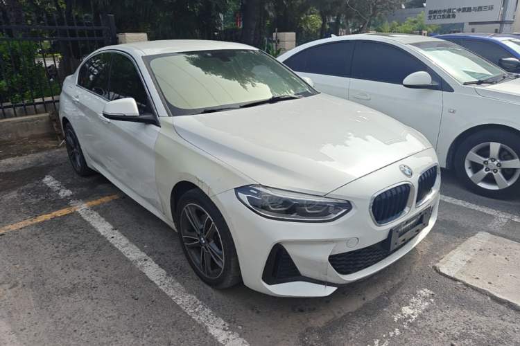Used BMW 1 Series 2021 120i M Sport Edition Front Right 45 Deg