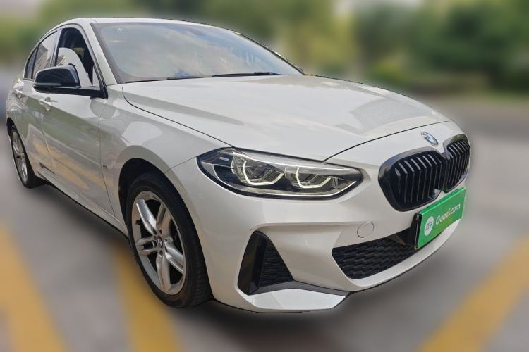 Used BMW 1 Series 2021 Revised 120i M Sport Night Edition Front Right 45 Deg