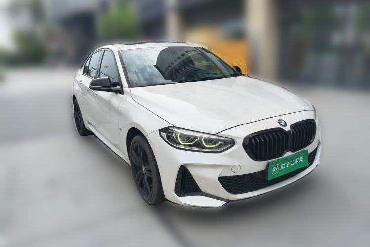Used BMW 1 Series 2021 125i M Sport Night Edition Front Right 45 Deg