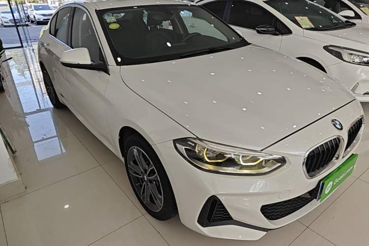 Used BMW 1 Series 2021 120i M Sport Edition Front Right 45 Deg