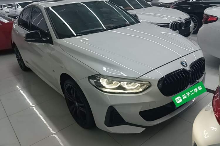 Used BMW 1 Series 2021 Restyled 125i M Sport Night Edition Front Right 45 Deg