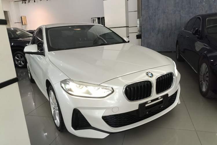 Used BMW 1 Series 2021 Revised 120i M Sport Edition Front Right 45 Deg