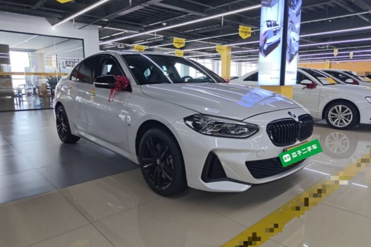 Used BMW 1 Series 2021 Restyled 125i M Sport Night Edition Front Right 45 Deg