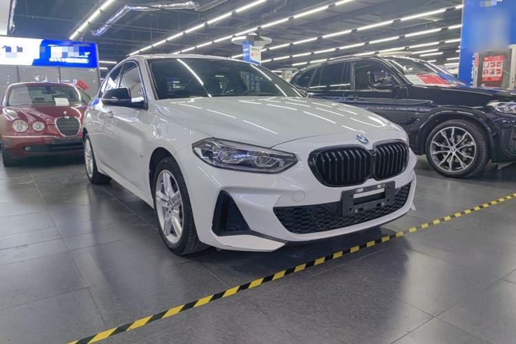 Used BMW 1 Series 2021 120i M Sport Night Edition Front Right 45 Deg