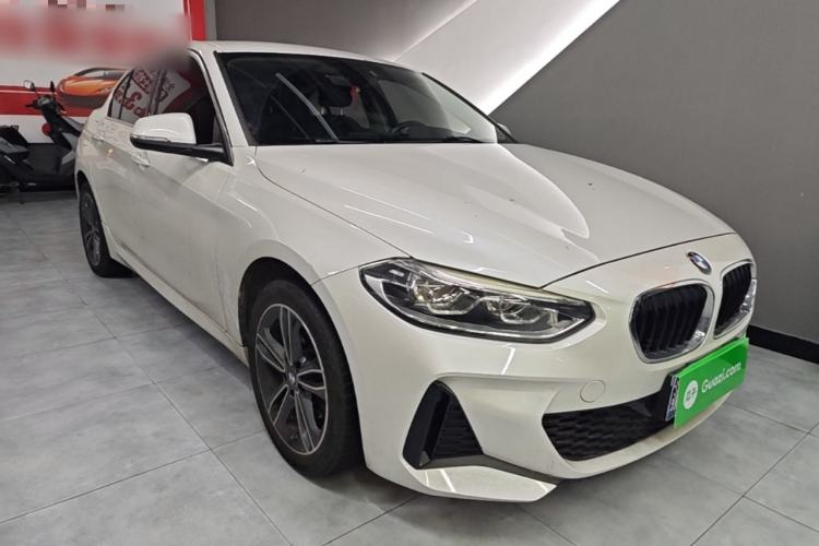 Used BMW 1 Series 2021 120i M Sport Edition Front Right 45 Deg