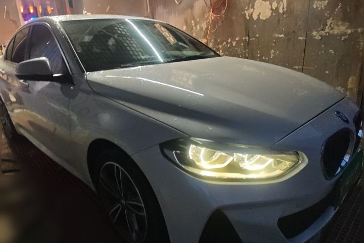 Used BMW 1 Series 2021 120i M Sport Edition Front Right 45 Deg