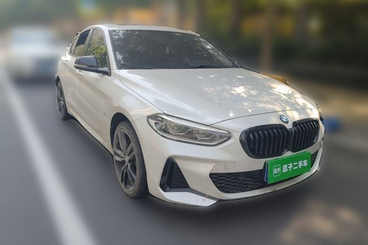 Used BMW 1 Series 2021 125i M Sport Night Edition Front Right 45 Deg