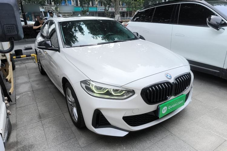 Used BMW 1 Series 2021 Revised 120i M Sport Night Edition Front Right 45 Deg