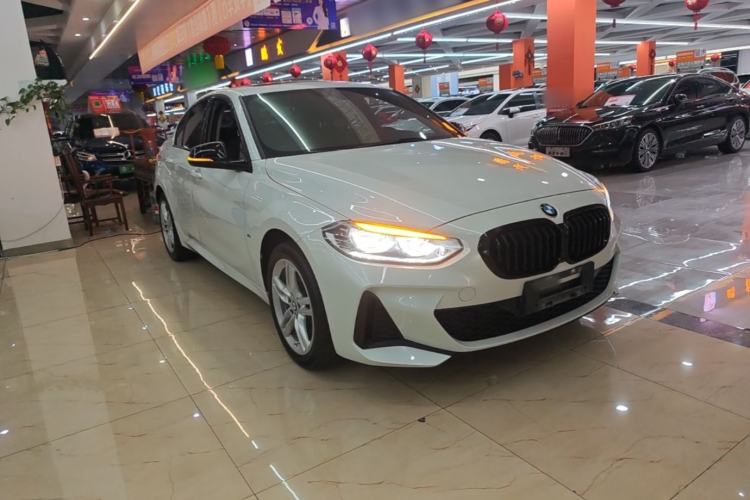 Used BMW 1 Series 2021 Revised 120i M Sport Night Edition Front Right 45 Deg