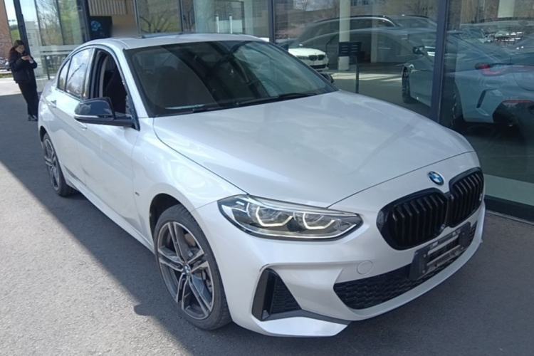 Used BMW 1 Series 2021 Restyled 125i M Sport Night Edition Front Right 45 Deg