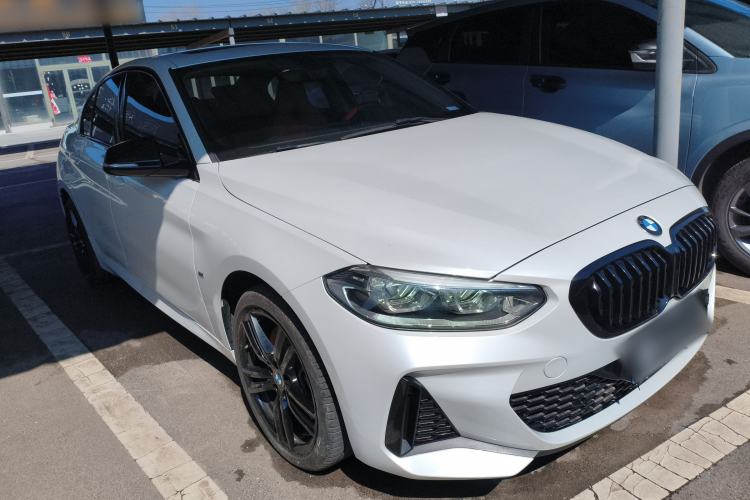 Used BMW 1 Series 2021 125i M Sport Night Edition Front Right 45 Deg