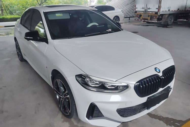Used BMW 1 Series 2021 Restyled 125i M Sport Night Edition Front Right 45 Deg