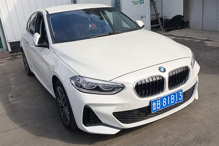 Used BMW 1 Series 2021 120i M Sport Edition Front Right 45 Deg