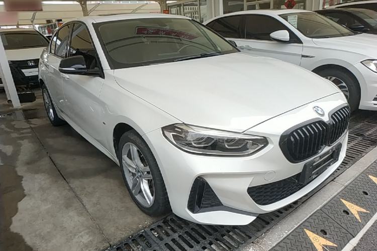 Used BMW 1 Series 2021 120i M Sport Night Edition Front Right 45 Deg
