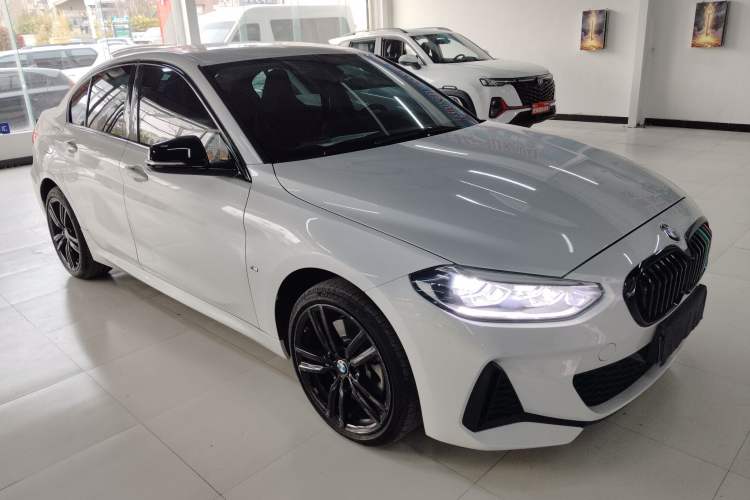 Used BMW 1 Series 2021 Restyled 125i M Sport Night Edition Front Right 45 Deg