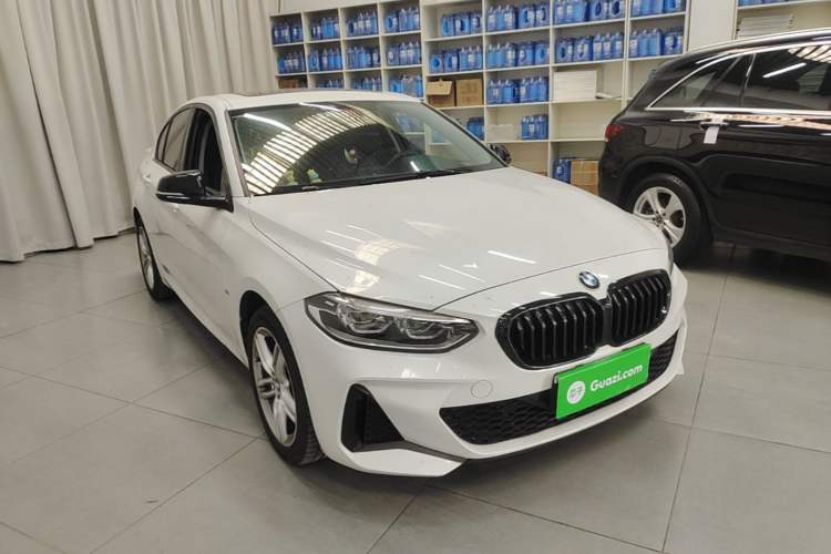 Used BMW 1 Series 2021 120i M Sport Night Edition Front Right 45 Deg