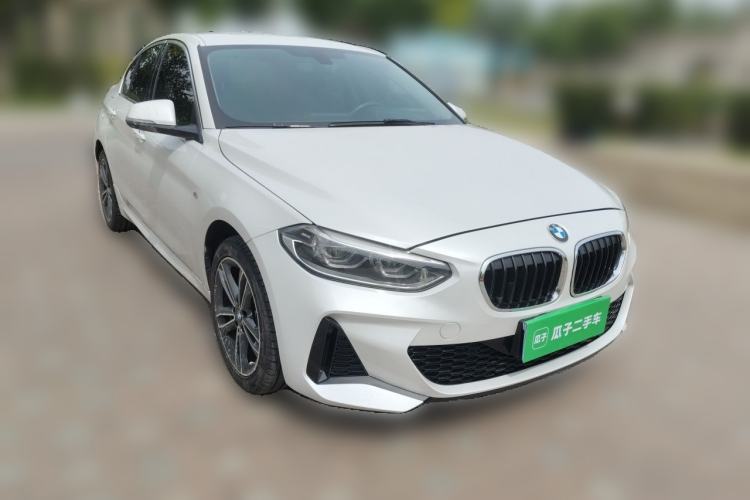 Used BMW 1 Series 2021 120i M Sport Edition Front Right 45 Deg